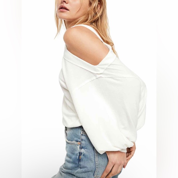 NWT Free People “Flaunt It Tee” in White/Ivory- Size Medium (currently $99.00) - Picture 2 of 6